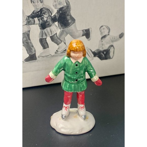 Department 56, Crack The Whip Skaters, set of 3 figures #5171-3, w box, RETIRED - Picture 4 of 10